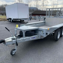 1 stk overligger Ifor Williams maskinhenger GX84 med 120 cm rampe bak